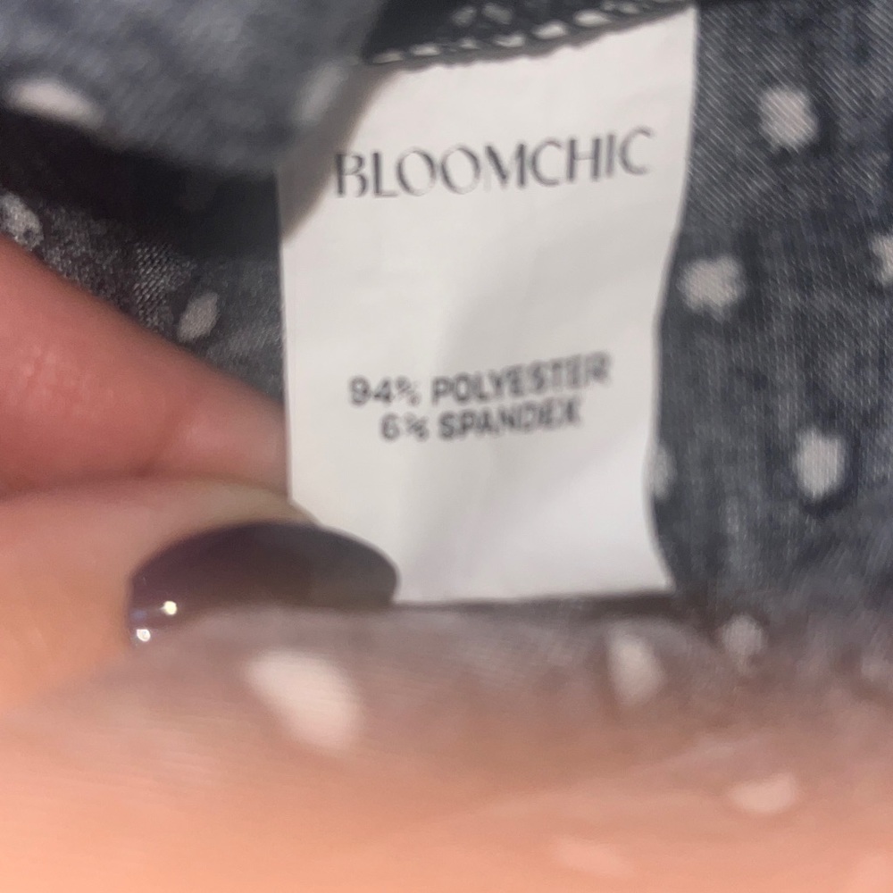 BloomChic stretchy black/white polka dots shirred tank top Size 18-20 - Picture 7 of 7